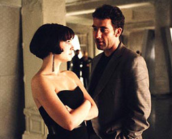 A scene from 'Closer'